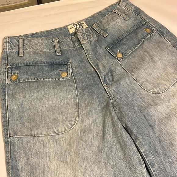 Free People Jeans - Picture 1 of 15